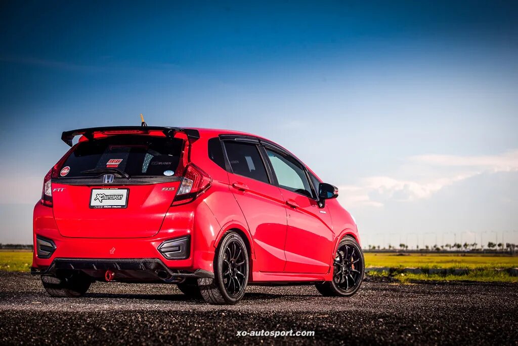 Honda gk. Honda Fit RS gk5. Honda Fit RS 2017. Хонда фит РС 2015. Honda Fit 3 RS.