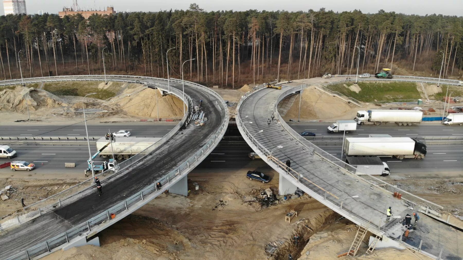 М1 25 км разворотная эстакада. Транспортные развязки москвы. Развязка ярославское шоссе мкад схема. Развязка горьковское шоссе. План развязки горьковское шоссе в казани.