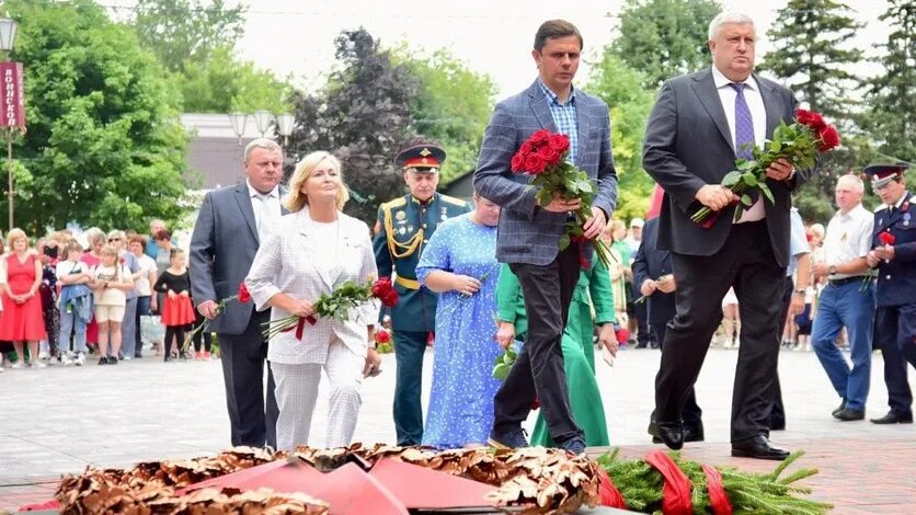 Завод в глазуновке орловской. Глазуновка орел. Змиевка орловская область дтп. Глазуновка последние новости. Глазуновка орловская область девушки.
