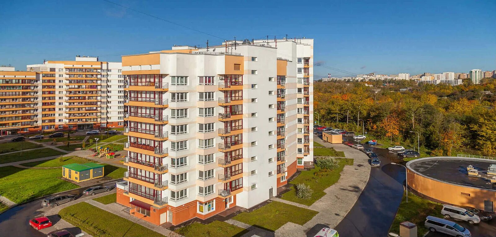 Микрорайон зеленый 10. Зеленый бор зеленоград 2304. зеленый бор ярославль. жк зеленый бор ярославль. микрорайон зеленый бор зеленоград двор.