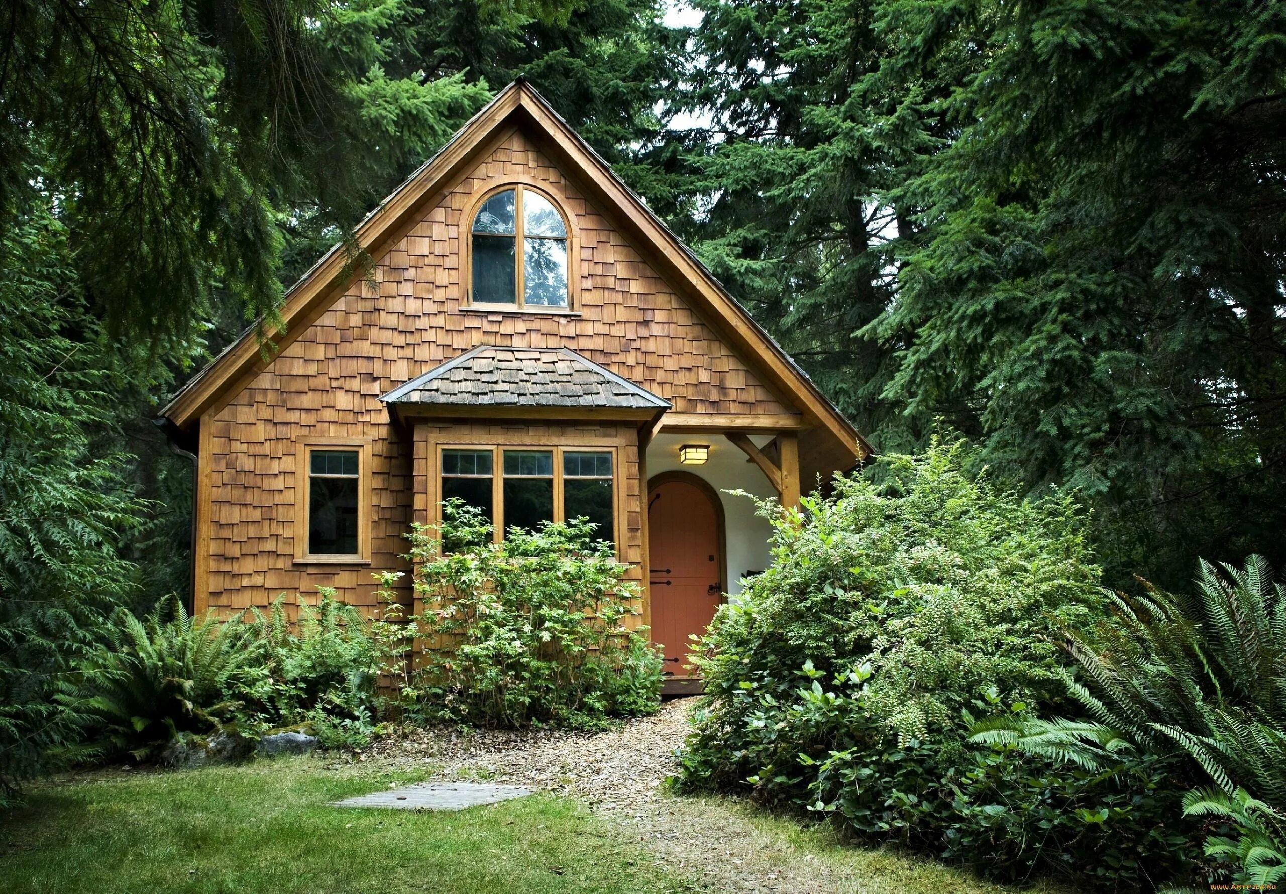 Hat house. Маленький домик. Маленький уютный домик. Домик в лесу. Красивые маленькие домики.