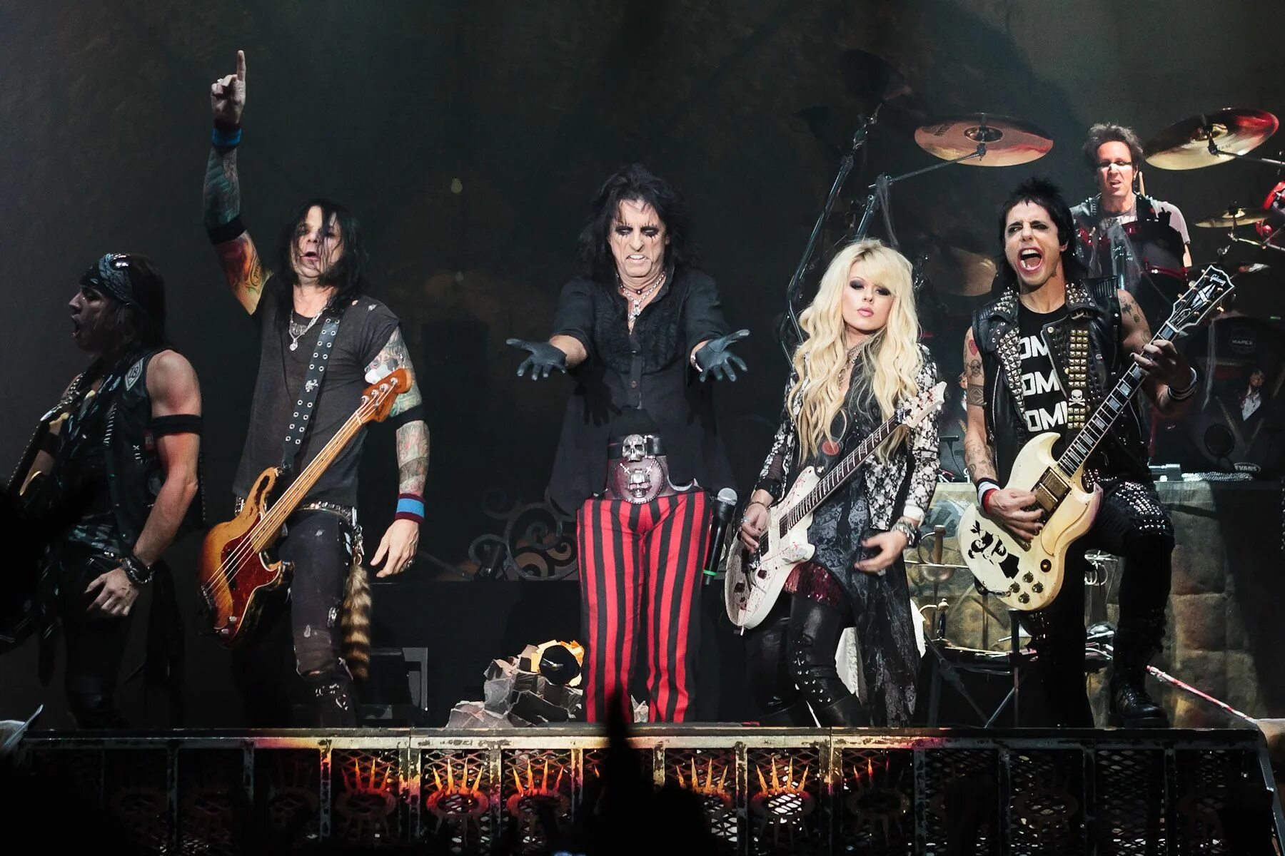 Элис Купер группа. Alice Cooper фото группы. Orianthi Alice Cooper. Элис Купер 2023. Hard rock releases