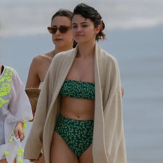 Pin on Selena gomez