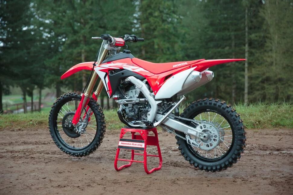 Хонда crf купить. Honda CRF 250. Хонда ЦРФ 250 эндуро. Honda 250 Enduro. Хонда CRF 250 эндуро.