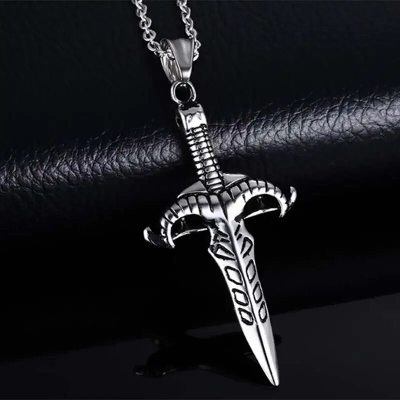 Клинок из титанового сплава. Меч из титанового сплава. Титановый клинок. Титановый клинок. Меч из титанового сплава.