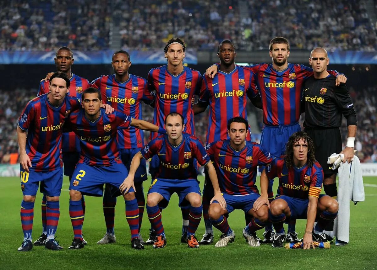 Футбол тч. Барселона команда. FC Barcelona состав. Барселона требл 2009. Barca состав 2009.