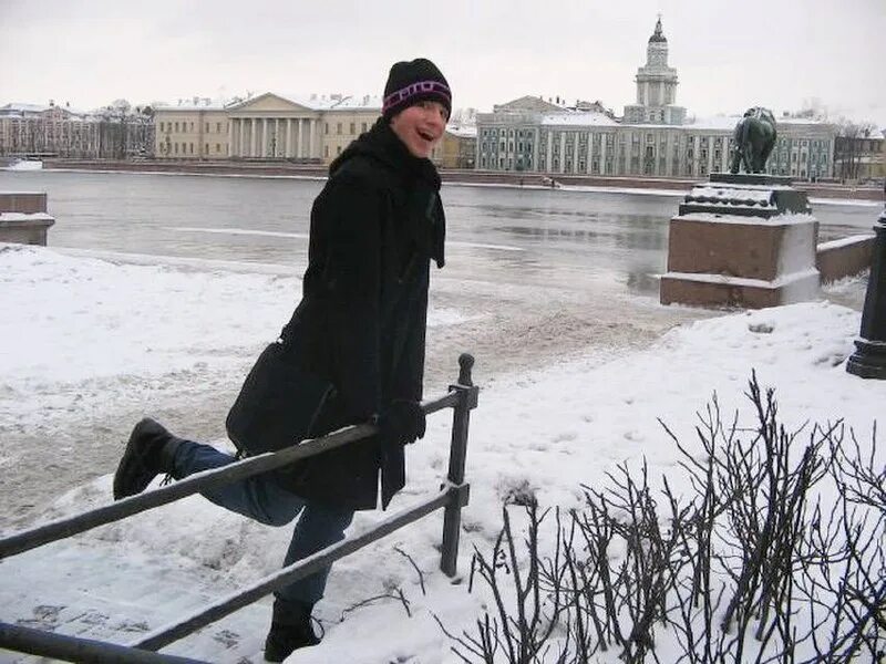 мигранты уезжают. почему уезжают из петербурга.