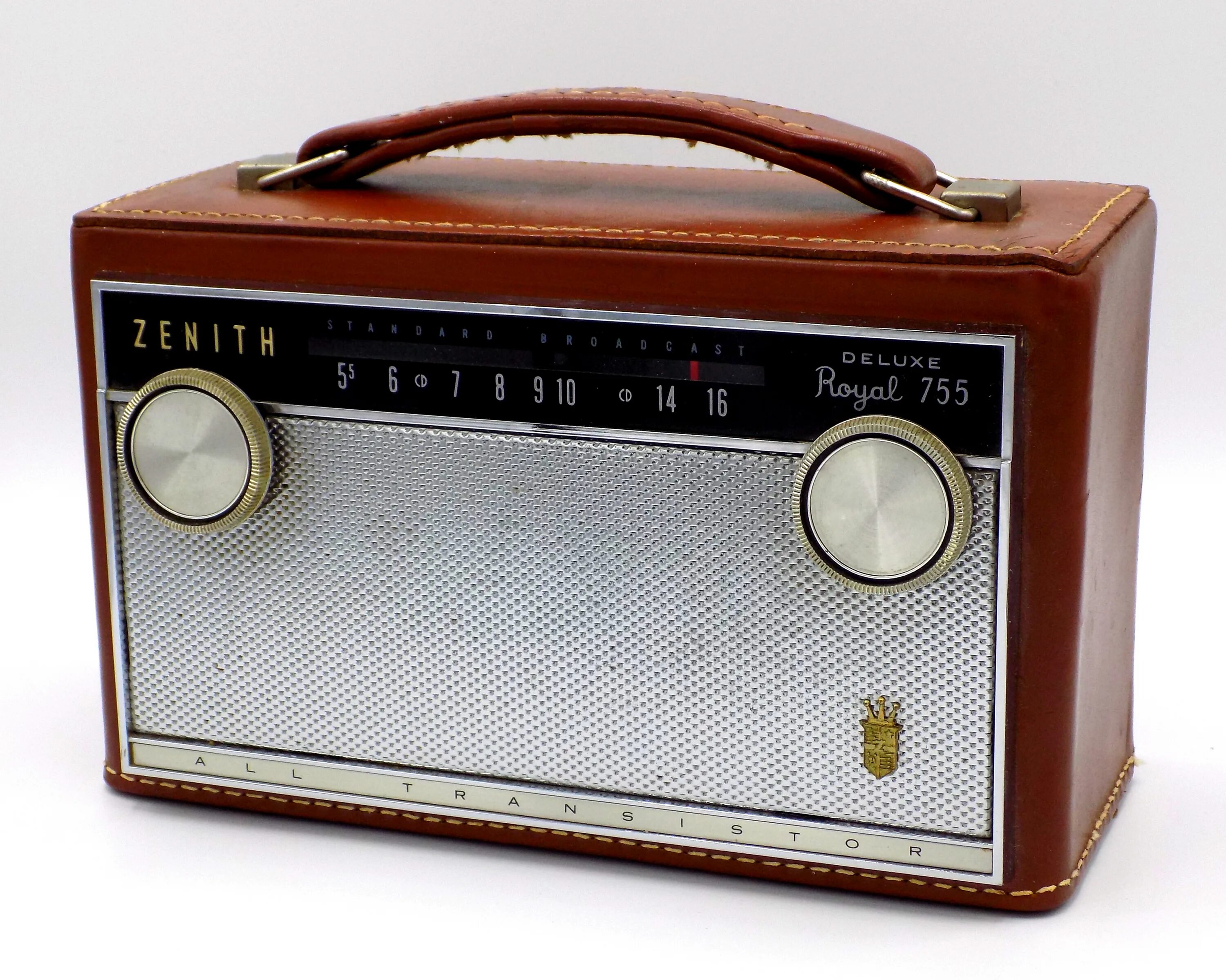 Радиоприемник Zenith Deluxe. Старый радиоприемник. Zenith радиоприемник 1960 года. Транзистор радио.