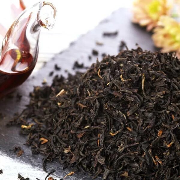 50 г черного чая. Индийский чёрный чай Ассам. Черный чай Ассам GFOP. Чай Ассам 17. Настоящий черный чай.