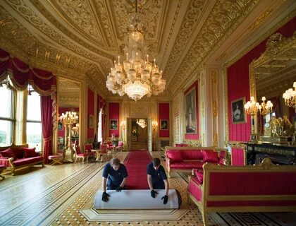 The queens palace buckingham palace