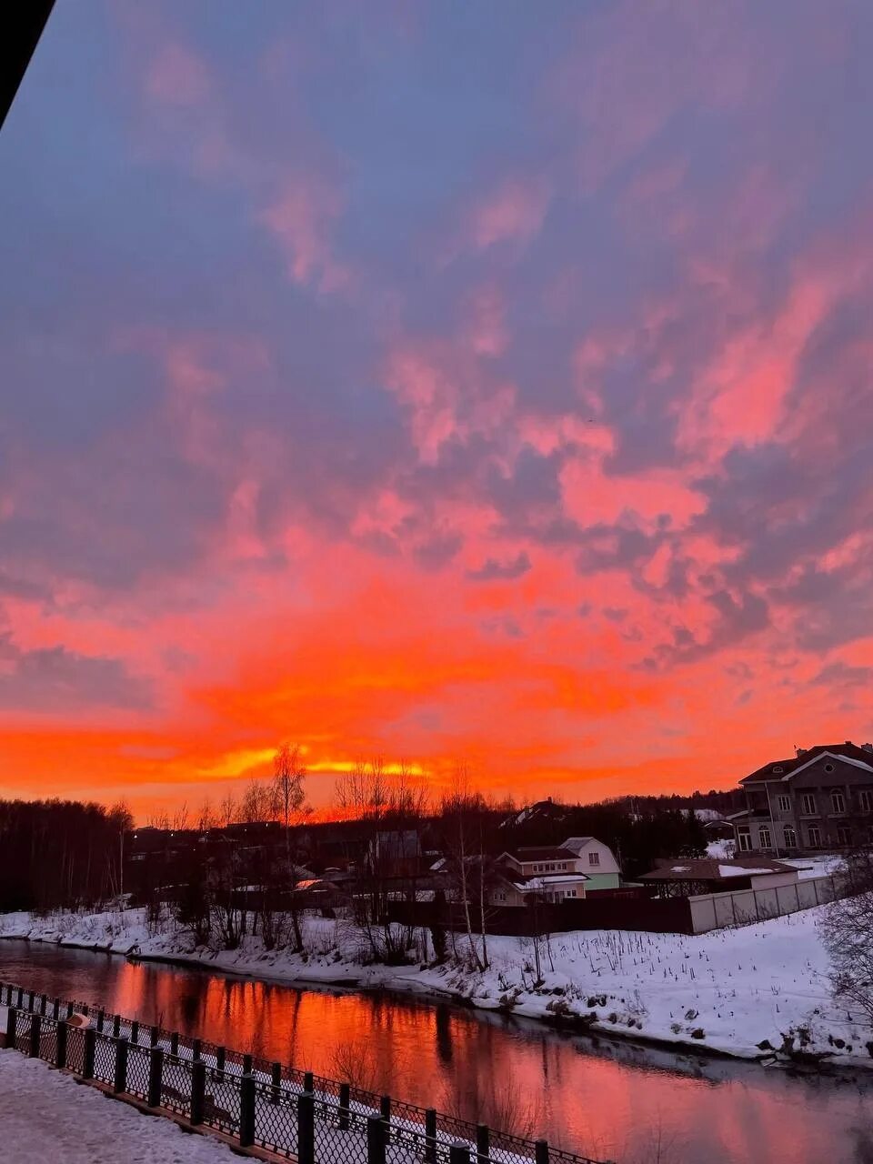 12 2023 закат. Дом 2 21. 12 2023 закат. Дом 2 21. 12 2023 закат.