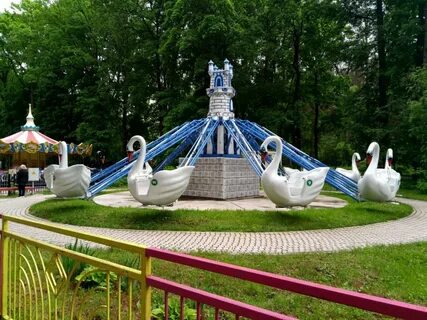 Динозавры в туле в белоусовском парке