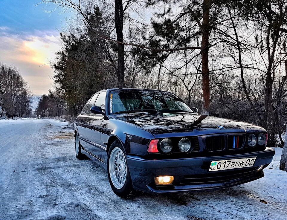 Е34 картинки. BMW e34. BMW 5 Series (e34). BMW 525 e34. BMW 525 е34.