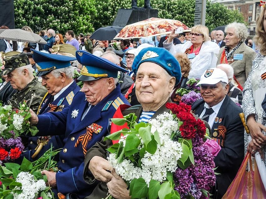 Ветераны днр. Социальное обеспечение ветеранов. Ветераны лнр. Ветераны донбасса. Ветеран донбасса.