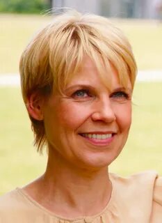 Cordula Stratmann (cropped).jpg. d:Special:EntityPage/P2093. d:Special:Enti...