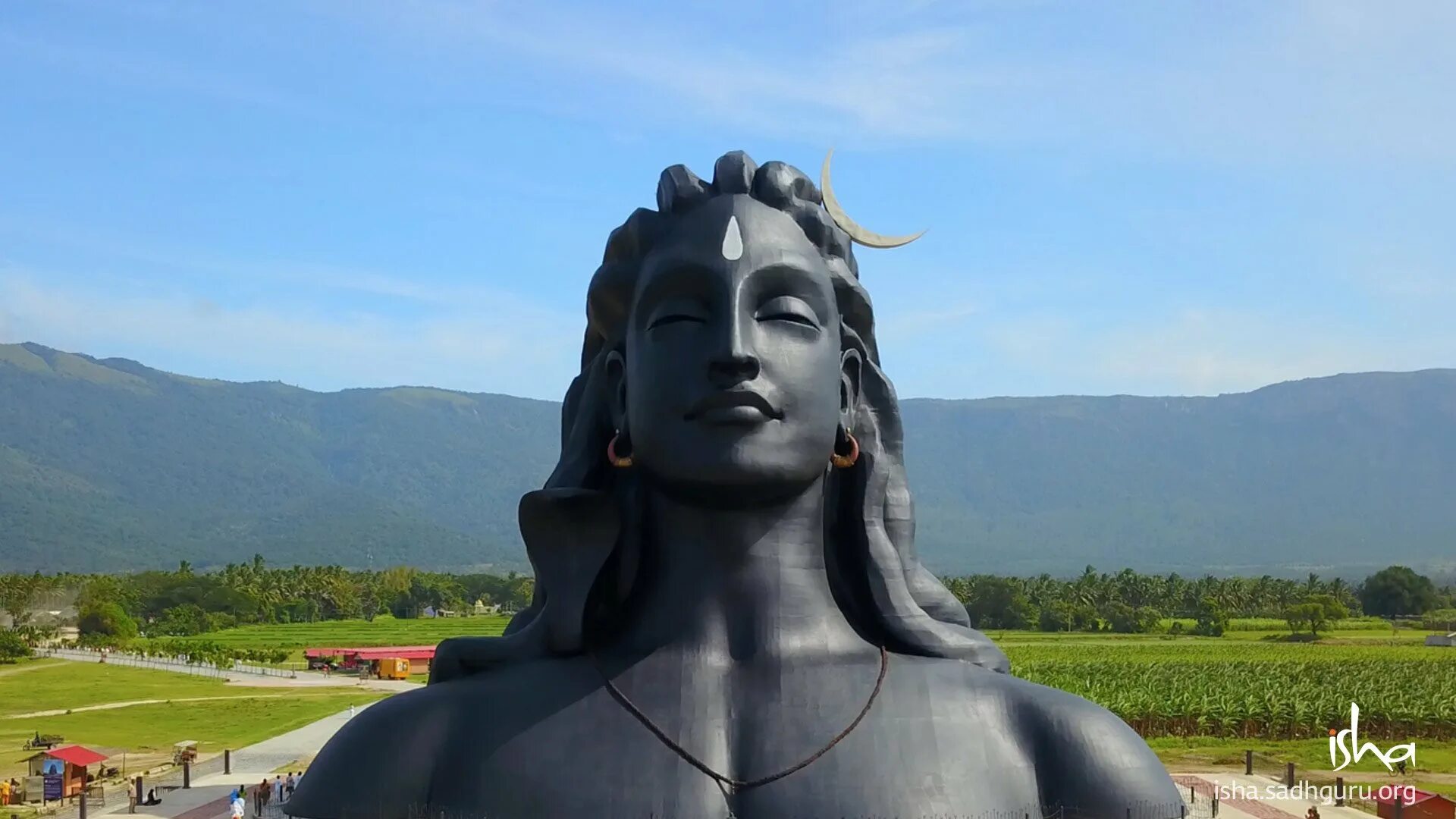 Статуя adiyogi shiva. Адийоги шива. Статуя адийоги шива. Статуя адийоги шивы в коимбатур. Adiyogi шива статуя.