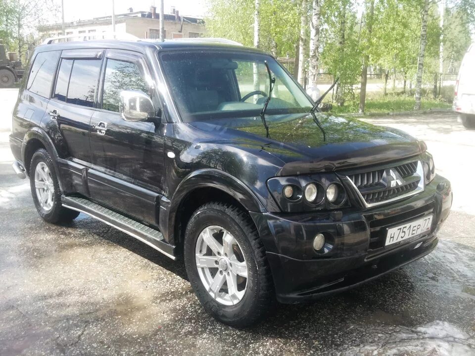 Mitsubishi Pajero Exclusive 2005. Мицубиси Паджеро эксклюзив 2005. Паджеро 3 эксклюзив 2005. Паджеро эксклюзив 2009. Купить паджеро 2005