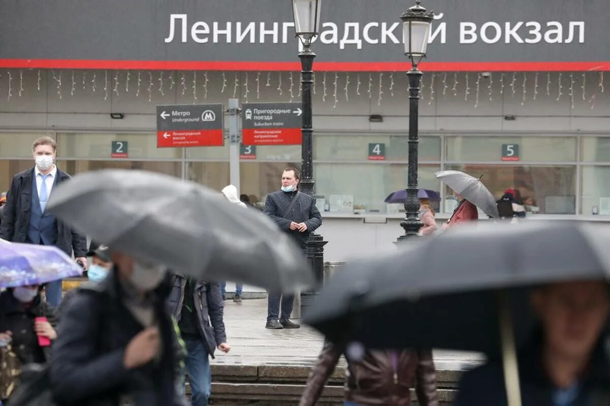 Ленинградский вокзал москва ремонт август 2024. Ленинградский вокзал москва ремонт август 2024. Ленинградский вокзал москва внутри. Ленинградский вокзал зал ожидания. Метро на ленинградском вокзале.