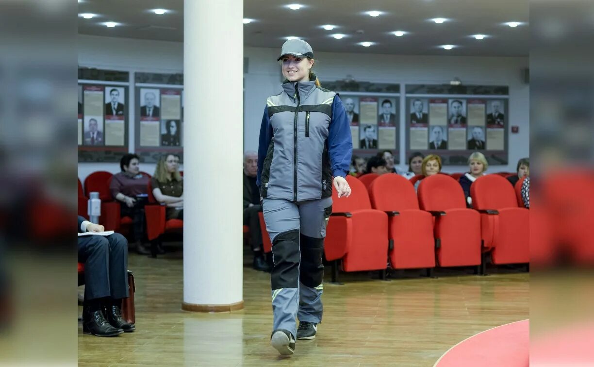 Восток сервис тула. Восток сервис дмитрий. президент восток сервис. восток сервис обнинск кеды. гк пик спецодежда.