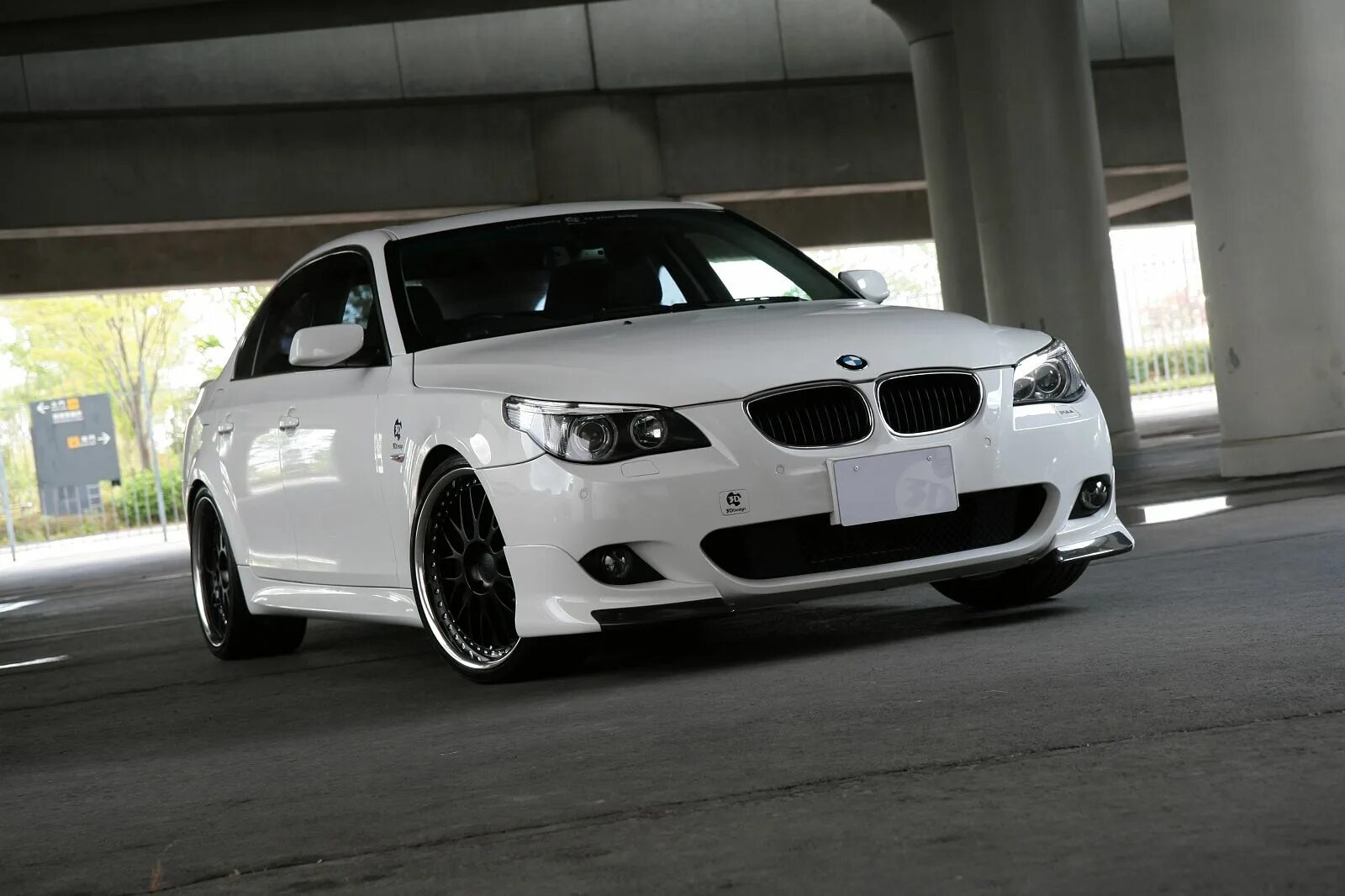 Е60 спорт. БМВ м5 е60. БМВ 3 е60. BMW m3 e60. BMW m5 e60.