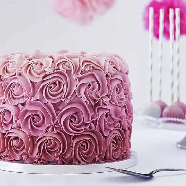 Леденцы из изомальта для торта. Create cake. Необычный декор торта цветами. Красивые торты. Красивый торт для художника.