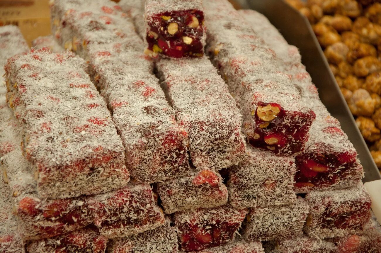 рахат лукум turkish delight. рахат лукум турецкий жёлтый. восточные сладости рахат-лукум. что такое рахат. рахат лукум turkish delight.