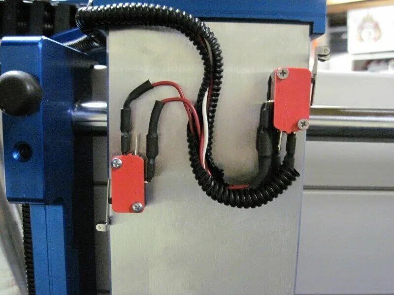 Как крепить концевик. Концевой выключатель для cnc. cnc 3018 концевики. cnc 3018 plus концевики. механический концевой датчик: чпу аман.