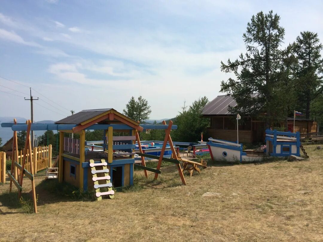База отдыха родные берега на байкале. База отдыха родные берега на байкале. Хужир нугэ турбаза байкал. Байкал шида турбаза звезда. Село родное база отдыха.