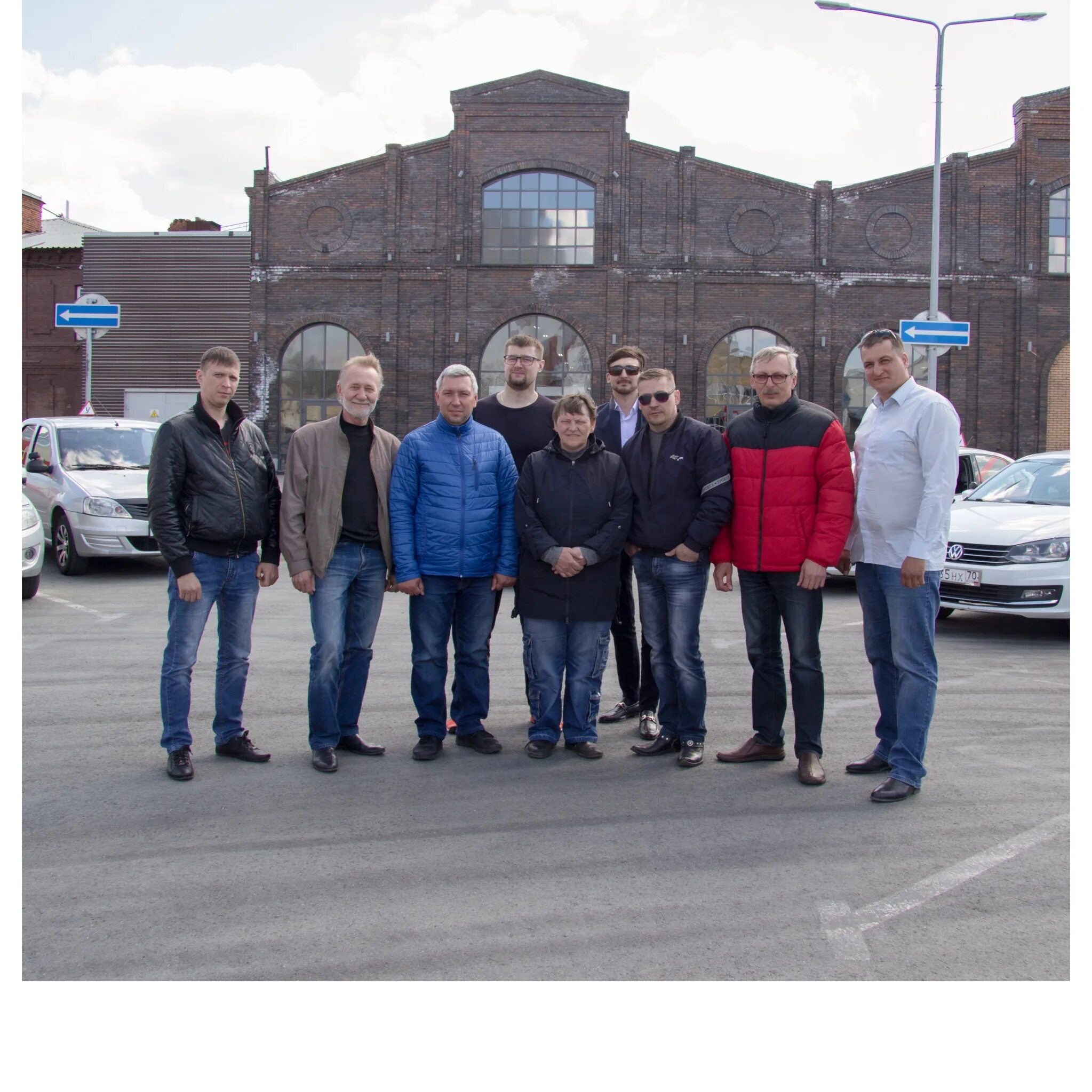 Класс томск. Автошкола галины ивановой саратов. Школа 67 томск. Автокласс томск автошкола. Проспект кирова 54 томск.