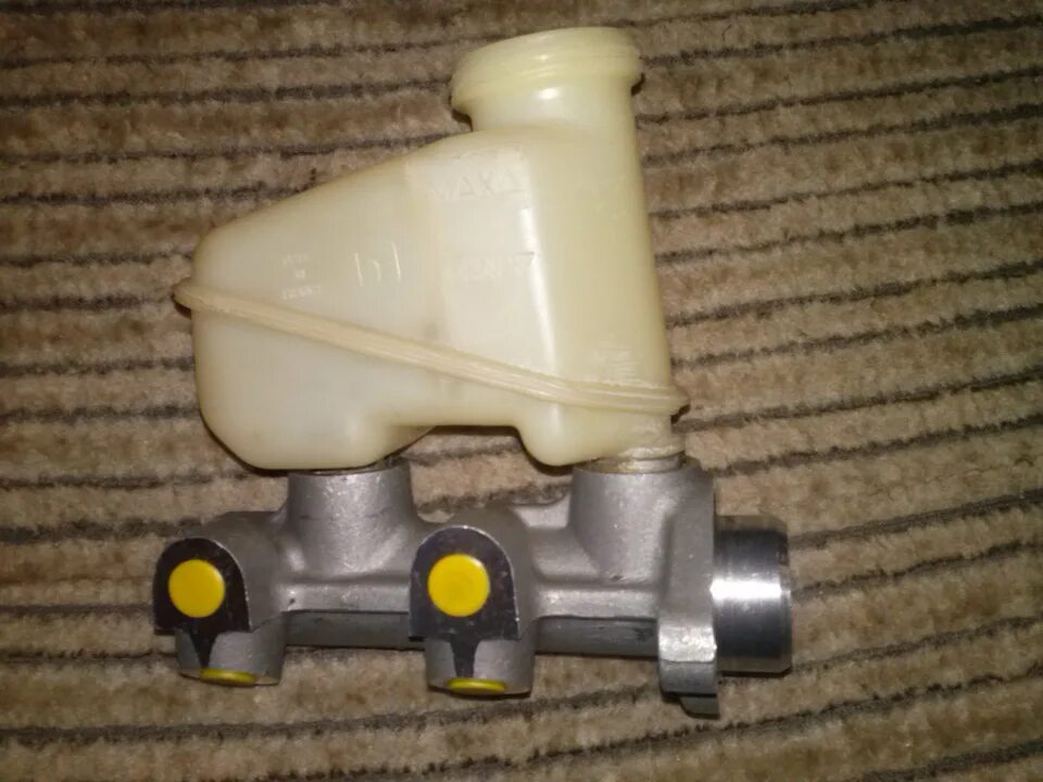 Главный тормозной цилиндр тойота краун 220. Опель гтц. Опель гтц. Abs на опель корса 2000. Главный тормозной цилиндр astra h opc.