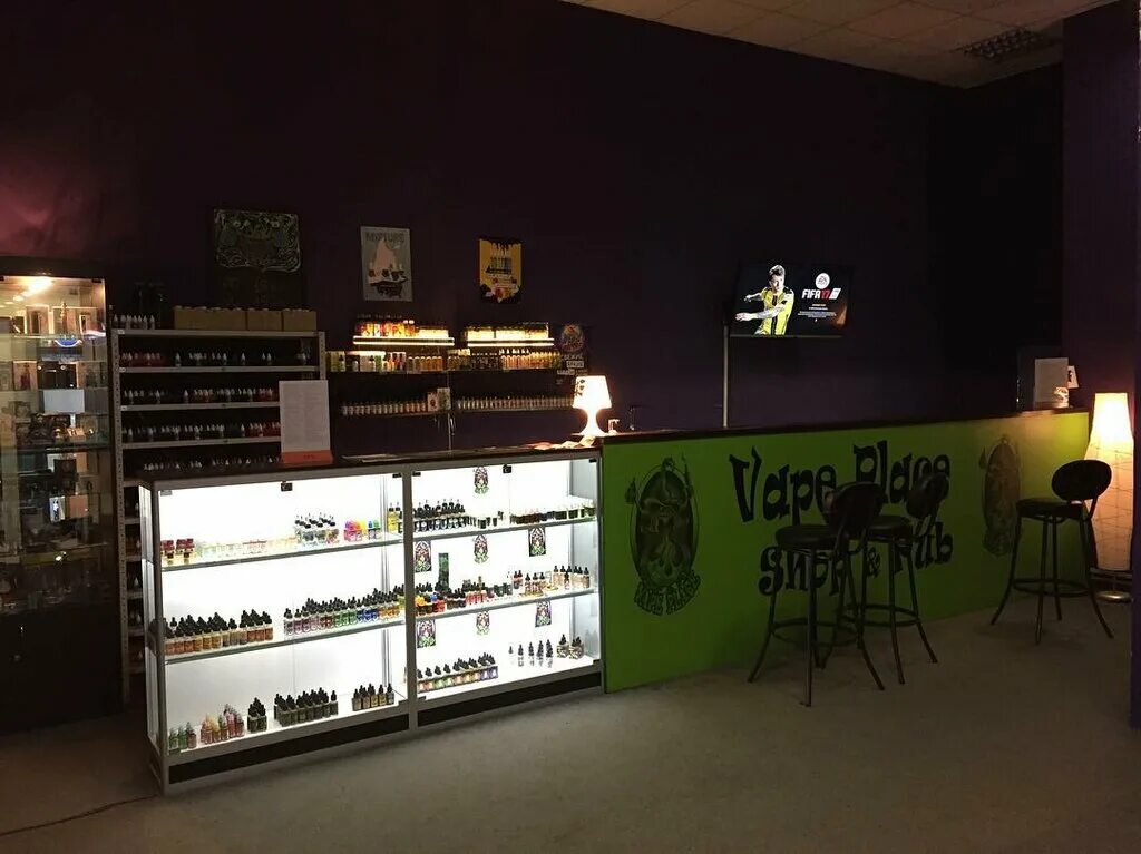 вейп шопы люблино. вейп шоп пар бар комсомольская 13. бар выйп. стиль вейп шопа. зен мод пермь.