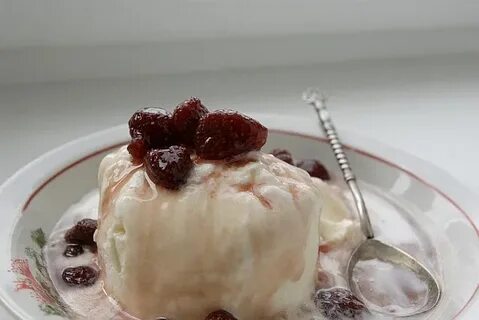 Мороженое с джемом
