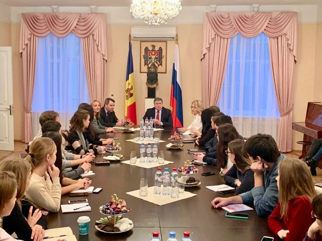 новости мд молдова. избирательный блок коммунистов и социалистов. гагаузинфо последние чадыр+. еврокомиссия и молдова. события футбол.