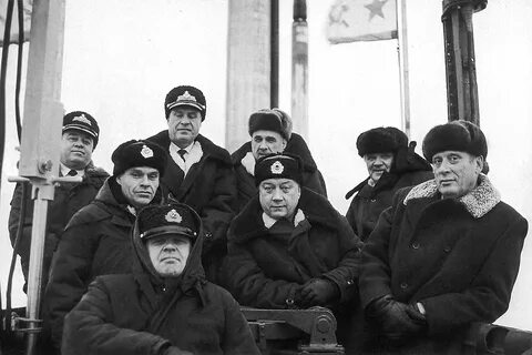 Первый в третьем ряду