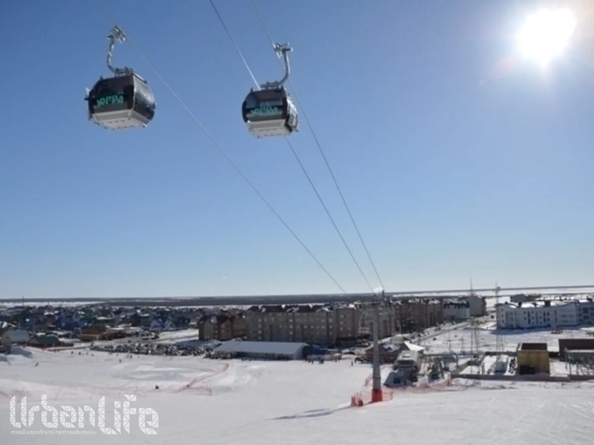 горные лыжи ханты мансийск. хвойный урман ханты-мансийск. канатная дорога ханты-мансийск. горнолыжный комплекс хвойный урман ханты-мансийск трасса. горнолыжка ханты-мансийск хвойный урман.