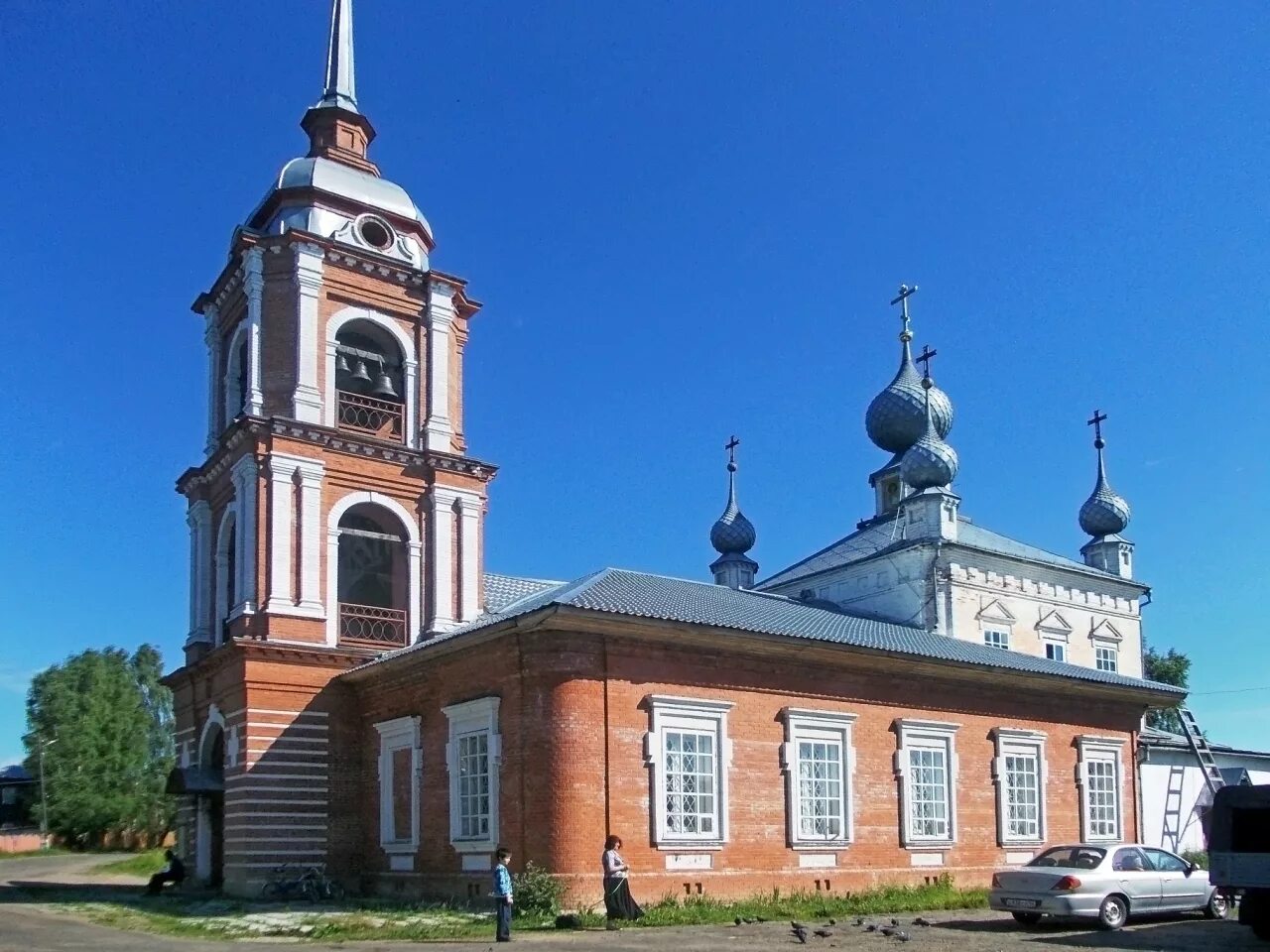 центральная улица г. центральная город мантурово костромская область. мантурово костромская область. здание вокзала мантурово костромской. ж\д станция мантурово.