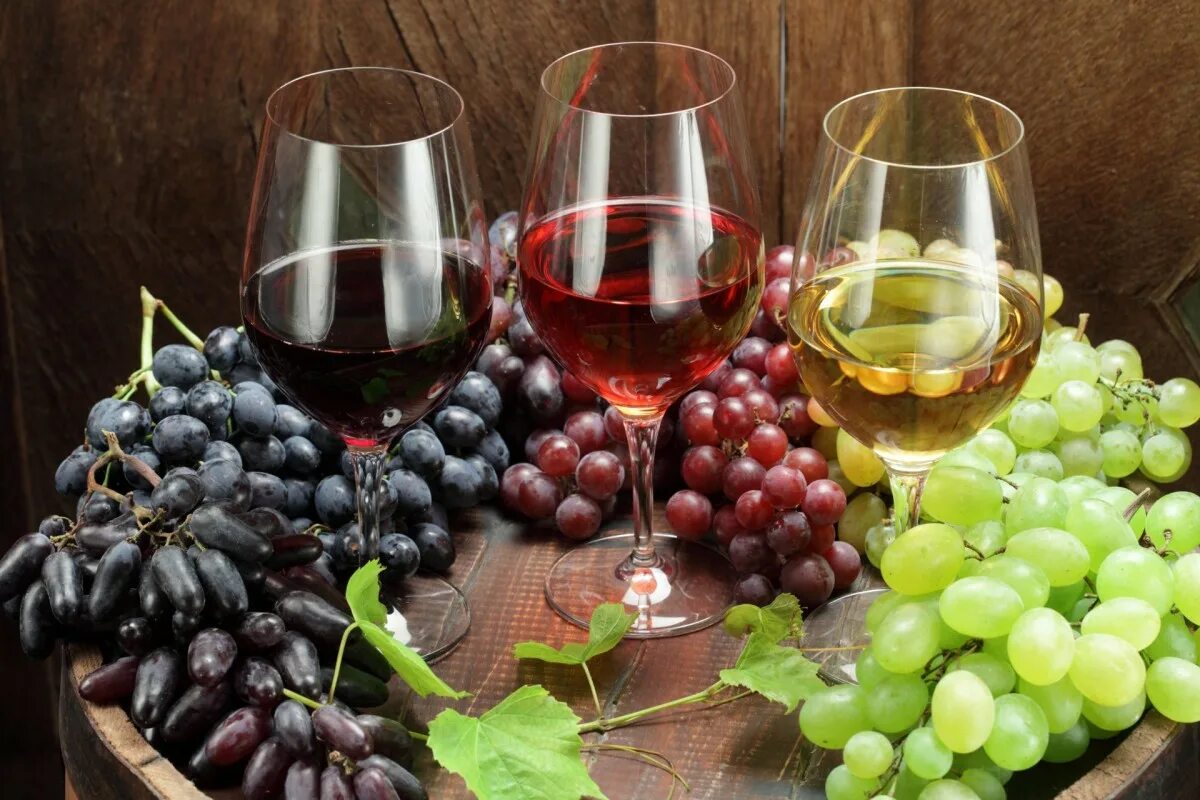 Вине винный. Вино. Домашнее вино. Вино и виноград. Виноградное вино.