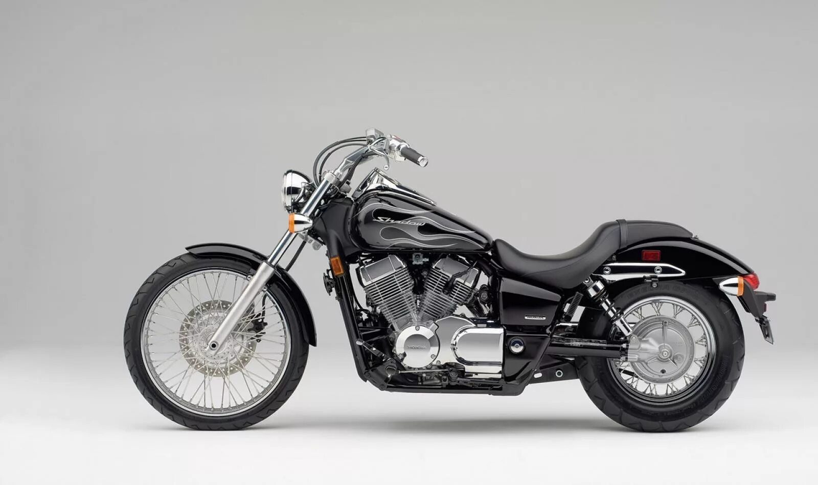 Honda vt shadow. Honda VT 750 Shadow Spirit. Honda Shadow 750 Spirit. Honda VT 750 Shadow. Honda VT 750.