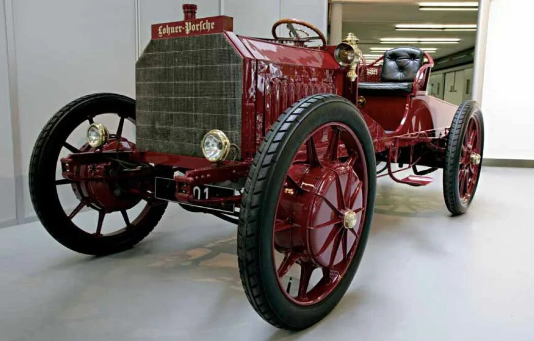 Lohner-Porsche гибридный автомобиль. Электромобиль Lohner Porsche. Первый автомобиль «Egger-Lohner Electric vehicle c.2» модель Фаэтон..