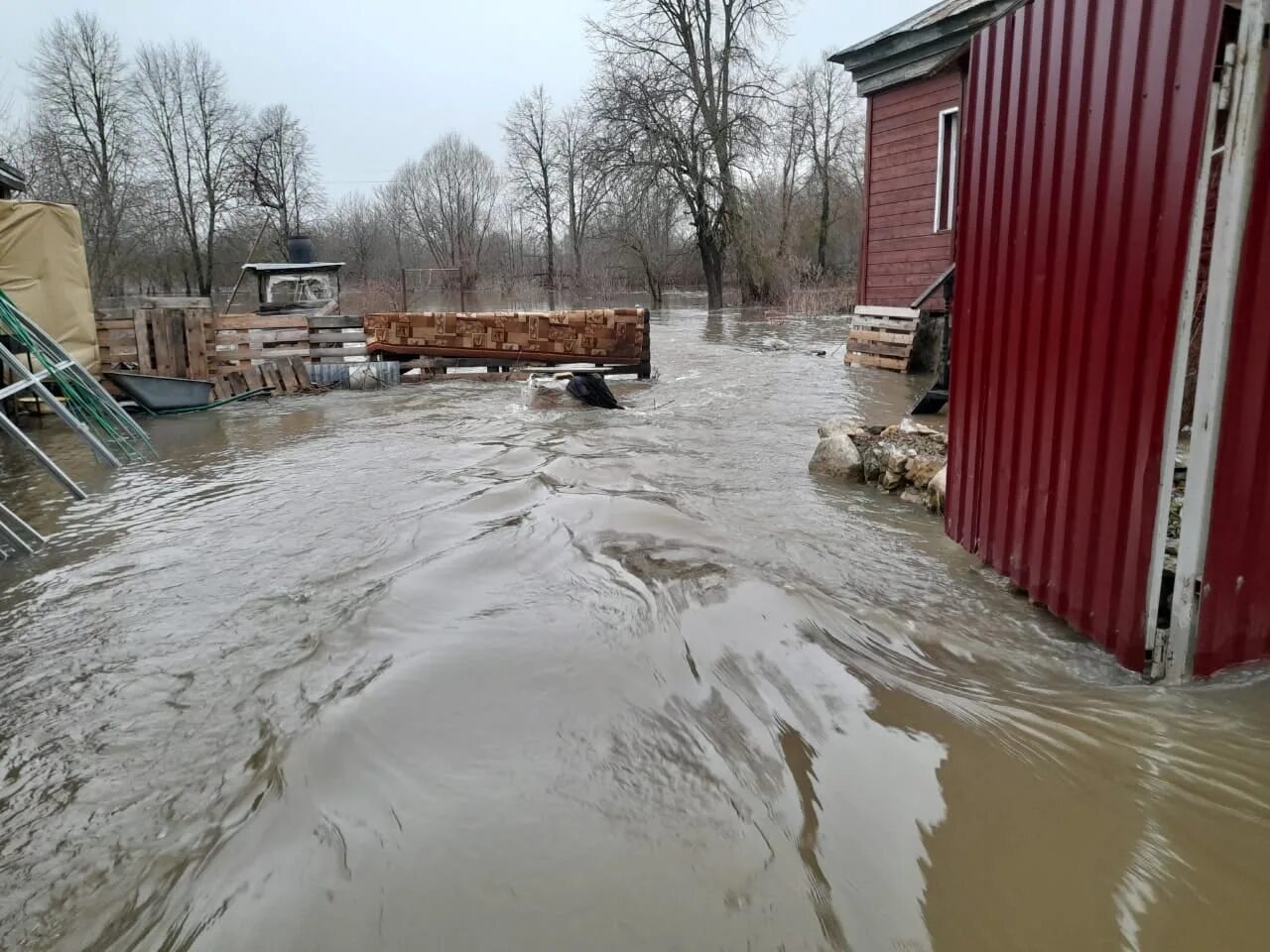 Уровень воды в реке угра. Обнинск Протва наводнение. Половодье в Калуге. Обнинск половодье Протва 2023. Обнинск половодье Протва 2022.