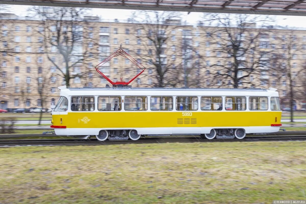 Парад трамваев в москве 2024 маршрут. Парад трамваев 2022. Парад трамваев 2022 Липецк. Парад трамваев в Москве. Курский трамвай 2022.