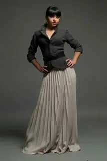 Шашты жас кисканың фотосы