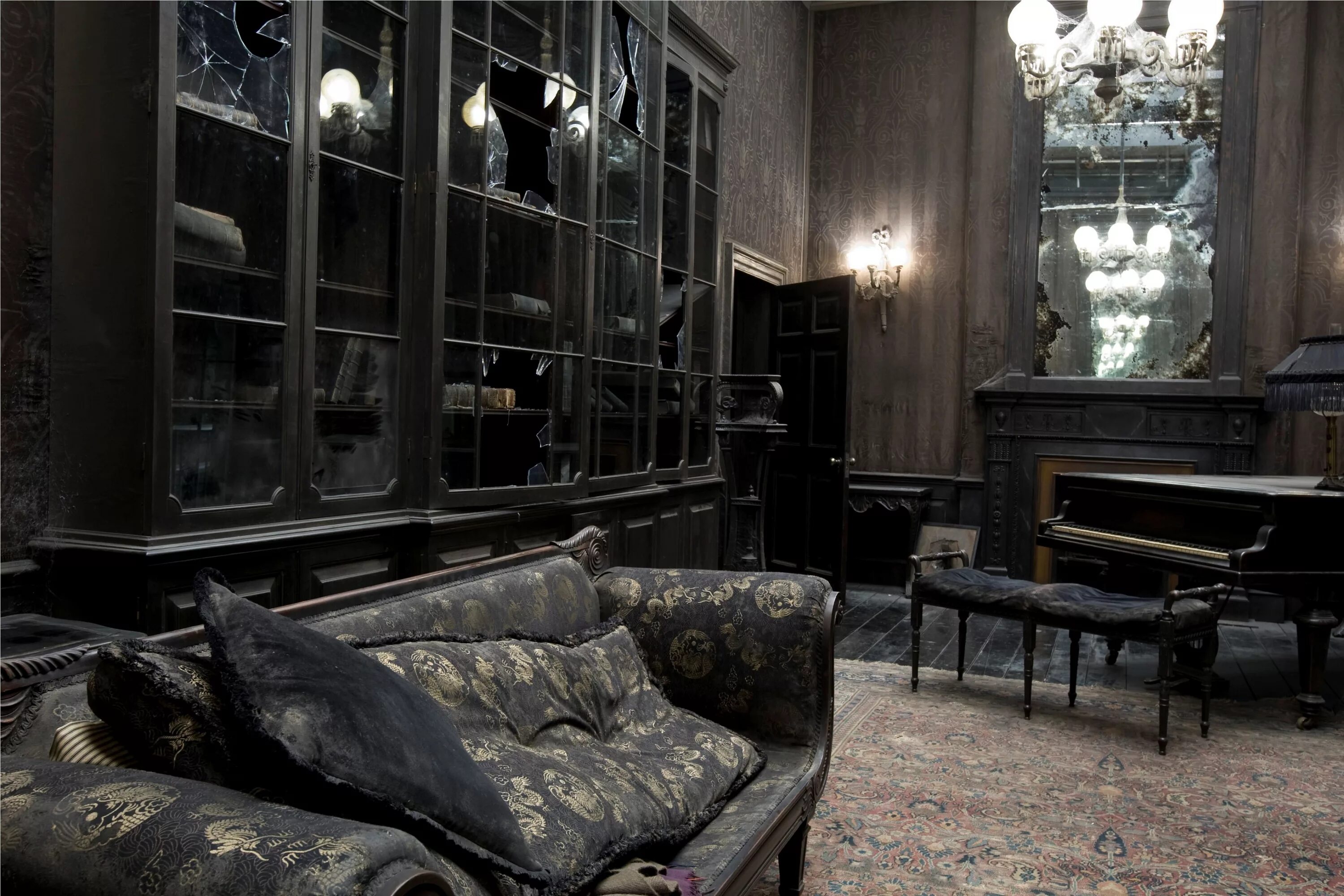 Лондон площадь гриммо 12. Гриммо 12 внутри. Семейное дерево блэков сириус блэк. Вальбурга и орион блэк. Карта виллоу крик симс 4.