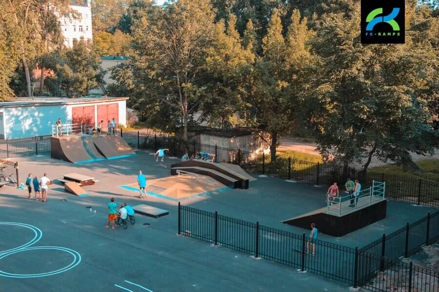 Скейт парк великий новгород 2022. Парк тысячелетия ярославль скейт парк. Скейт парк великий новгород 2022. Новый скейт парк в великом новгороде. Скейт великий новгород.