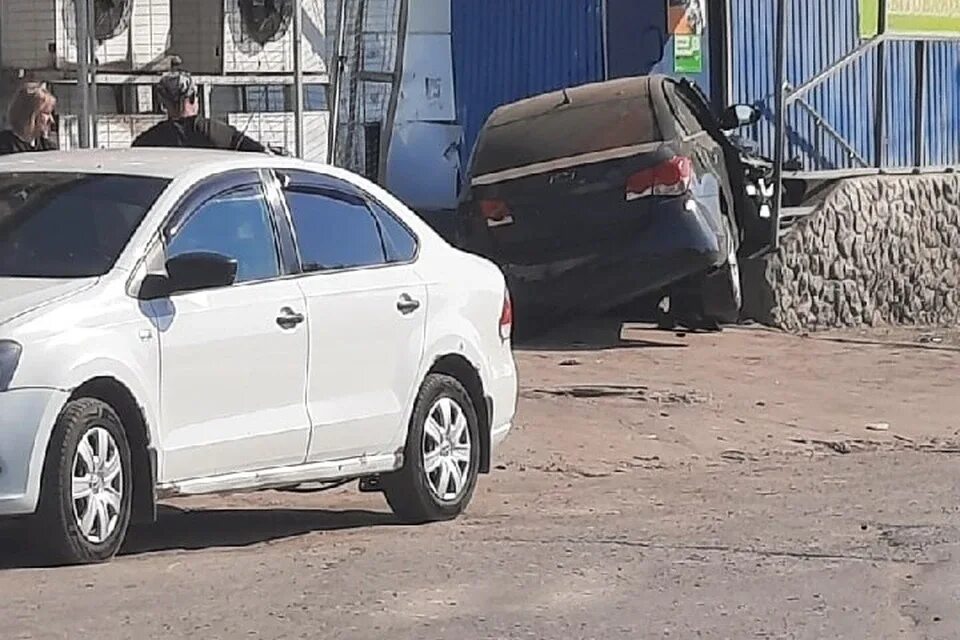 Ваз в скопине. Спойлер вис 2345. 2105 цвета. Ваз в скопине. 2105 цвета.