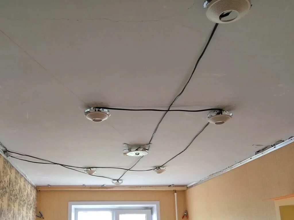 Электромонтажные работы! - купить в Екатеринбурге, цена 320 руб., дата размещени
