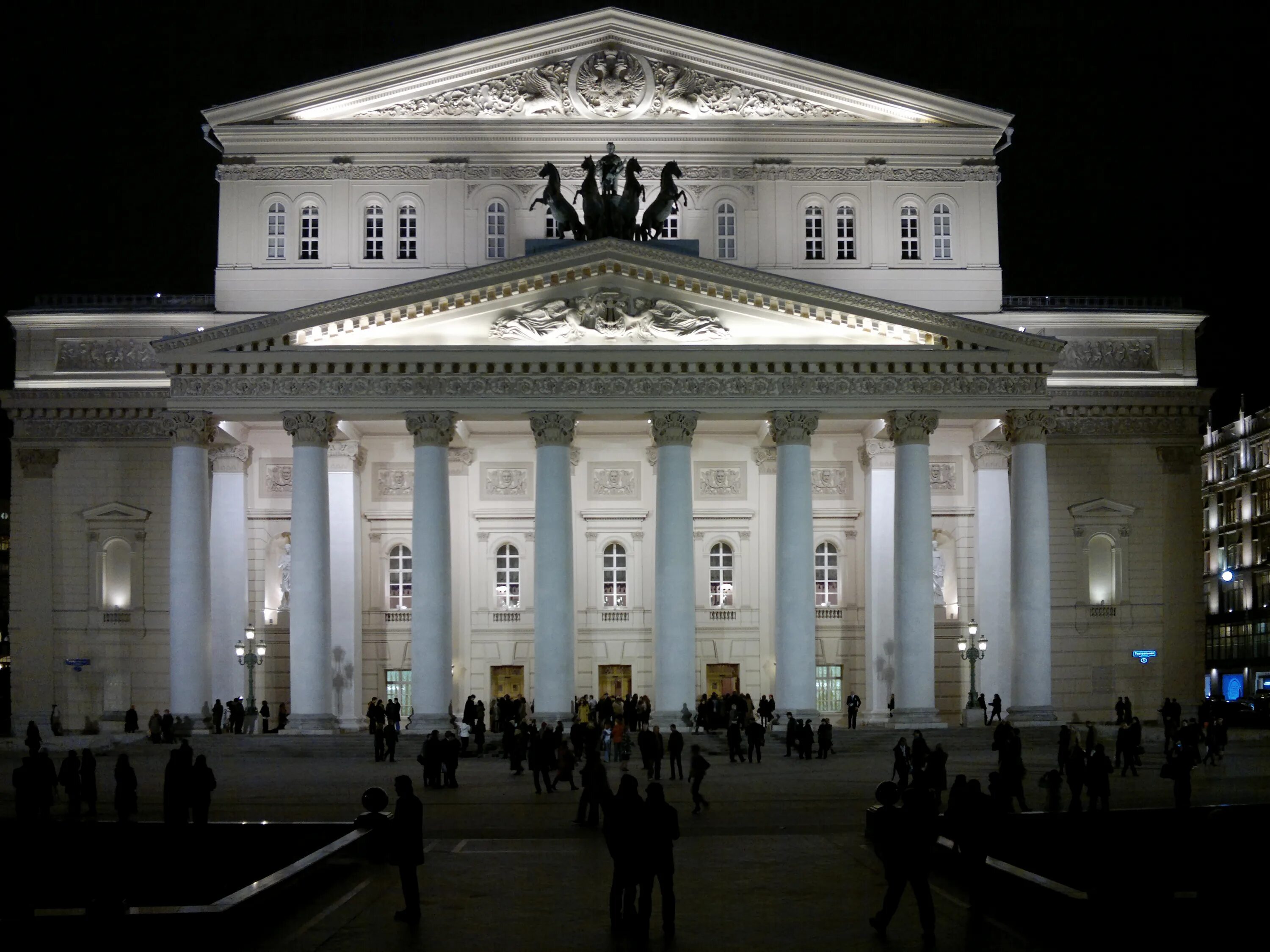 Большой театр до реконструкции. Большой театр реконструкция 2005. Реконструкция театров в москве. Большой театр до реконструкции. Реконструкция большого театра.