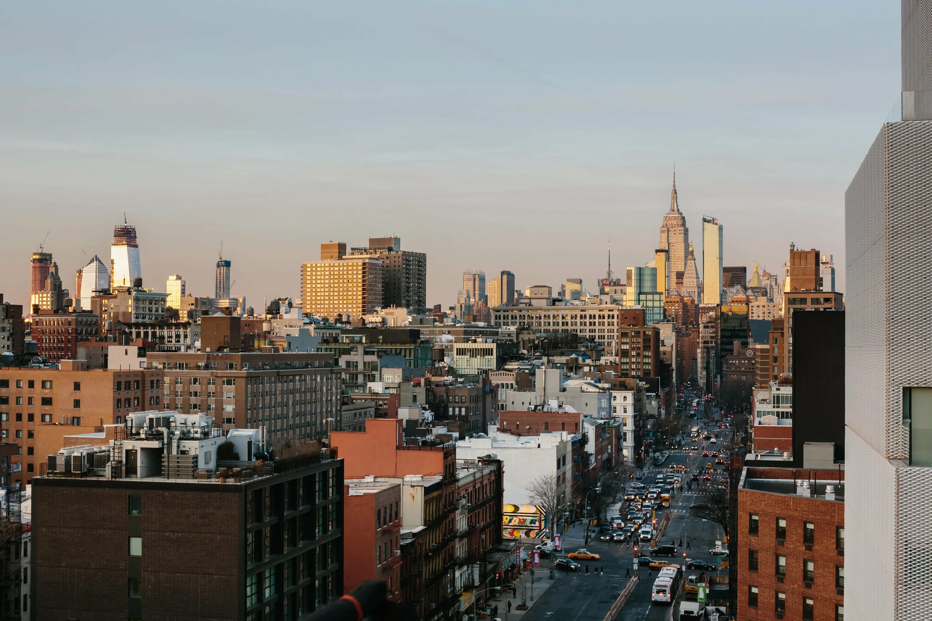 Sister cities. Нью Йорк Минимализм. Йорк минималистичный. New York City Минимализм. Нью Йорк Минимализм фото.