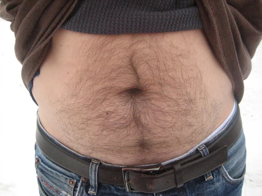 Начали расти волосы на животе. Начали расти волосы на животе. Полоса волос на животе. Волосатый живот у женщин. Волосатый женский живот.