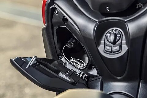 Max 125